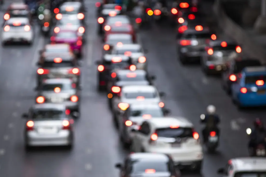 🌍 ZFE transport : quels impacts sur vos flottes et comment les transformer en opportunités ?